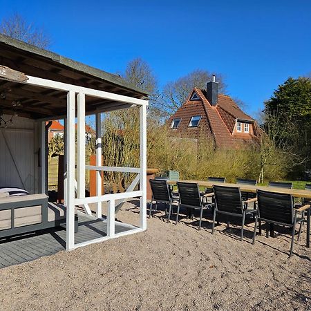 Smittshoern 3 - Nordsee Erdgeschosswohnung Mit Eingezaeunten Garten, Kamin Und Lounge! Altfunnixsiel Esterno foto