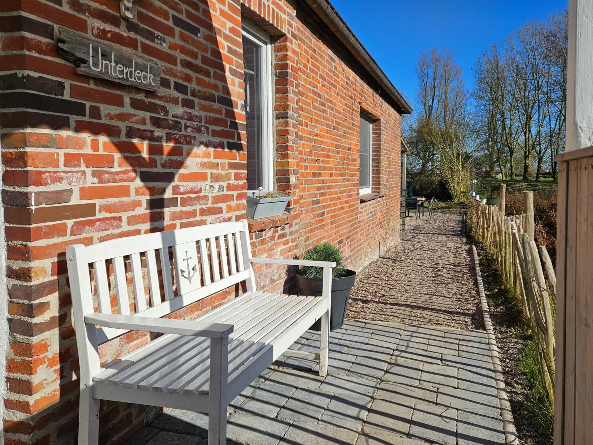 Smittshoern 3 - Nordsee Erdgeschosswohnung Mit Eingezaeunten Garten, Kamin Und Lounge! Altfunnixsiel Esterno foto