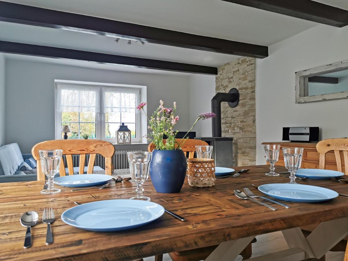 Ferienglueck An Der Nordsee Buche Deine Erdgeschoss-Ferienwohnung Mit Kamin Terrasse Und Eingezaeuntem Garten Fuer Unvergessliche Auszeiten Altfunnixsiel Esterno foto